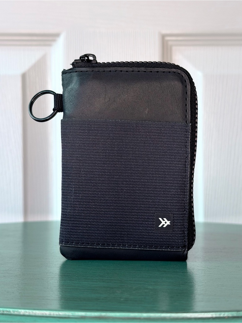 Thread Wallets Leather Zip Wallet - Black